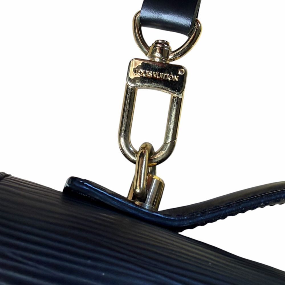VINTAGE Louis Vuitton Monceau Black Epi Leather Handbag - Picture 9 of 13